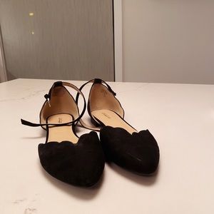 Pointed Toe Black Flats